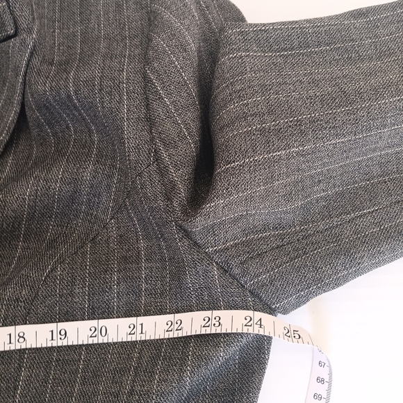 Amanda Smith II Pure Wool Blazer Jacket Gray Pin Stripped US Plus Size 20W - Picture 6 of 12